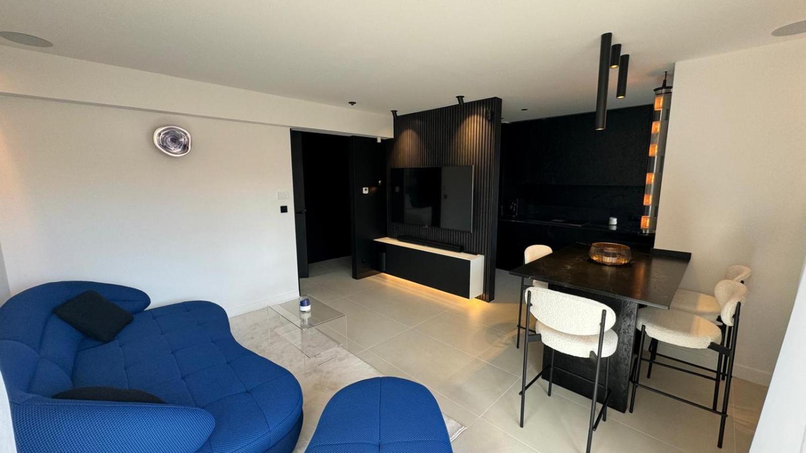 Appartement Luxueux Plein Centre De Cavalaire A 2Mn De La Plage Exterior photo